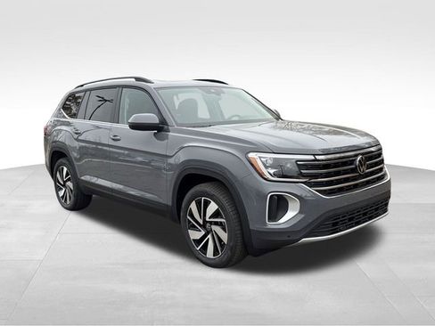 New 2026 Volkswagen Atlas SE FWD image 7