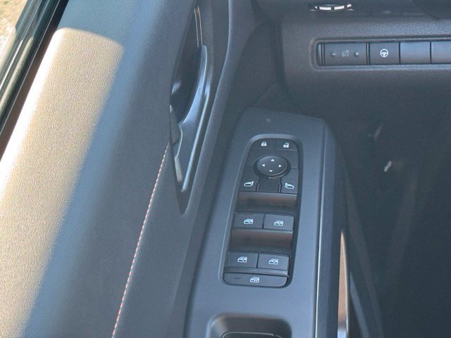 Used 2023 Nissan Pathfinder Rock Creek AWD/4WD image 14