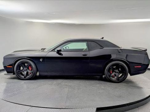 Used 2020 Dodge Challenger SRT Hellcat w/ Plus Package image 3