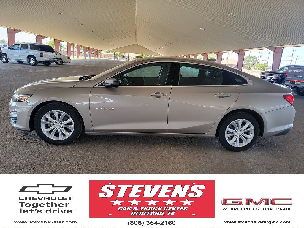 Used 2025 Chevrolet Malibu LT FWD image 1