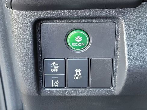 Used 2022 Honda HR-V EX image 16