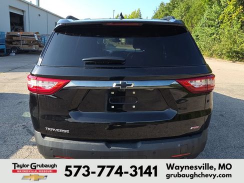 Used 2018 Chevrolet Traverse RS FWD image 5