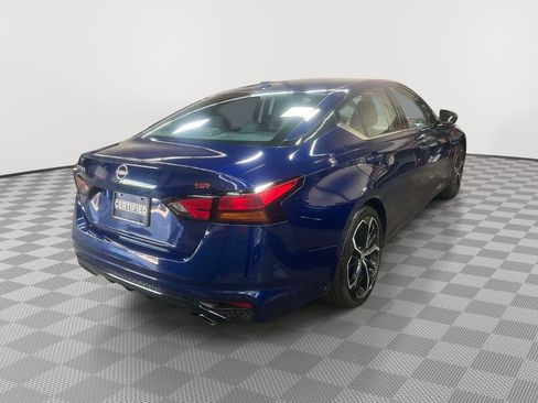 Used 2024 Nissan Altima 2.5 SR image 3