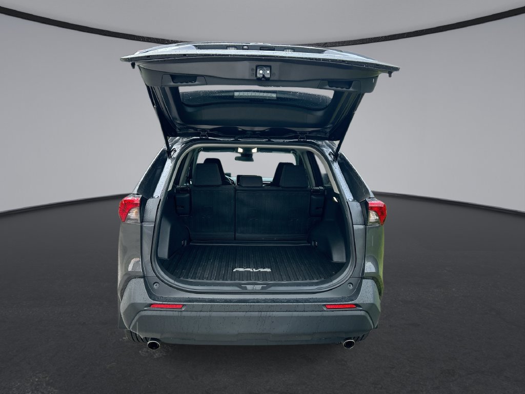 Certified 2024 Toyota RAV4 LE FWD image 29