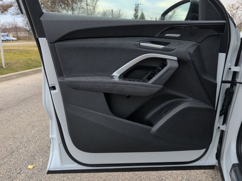 New 2025 Audi SQ5 Prestige image 20