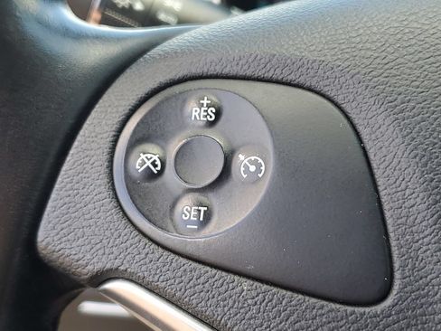 Used 2014 Chevrolet Impala LT FWD image 9