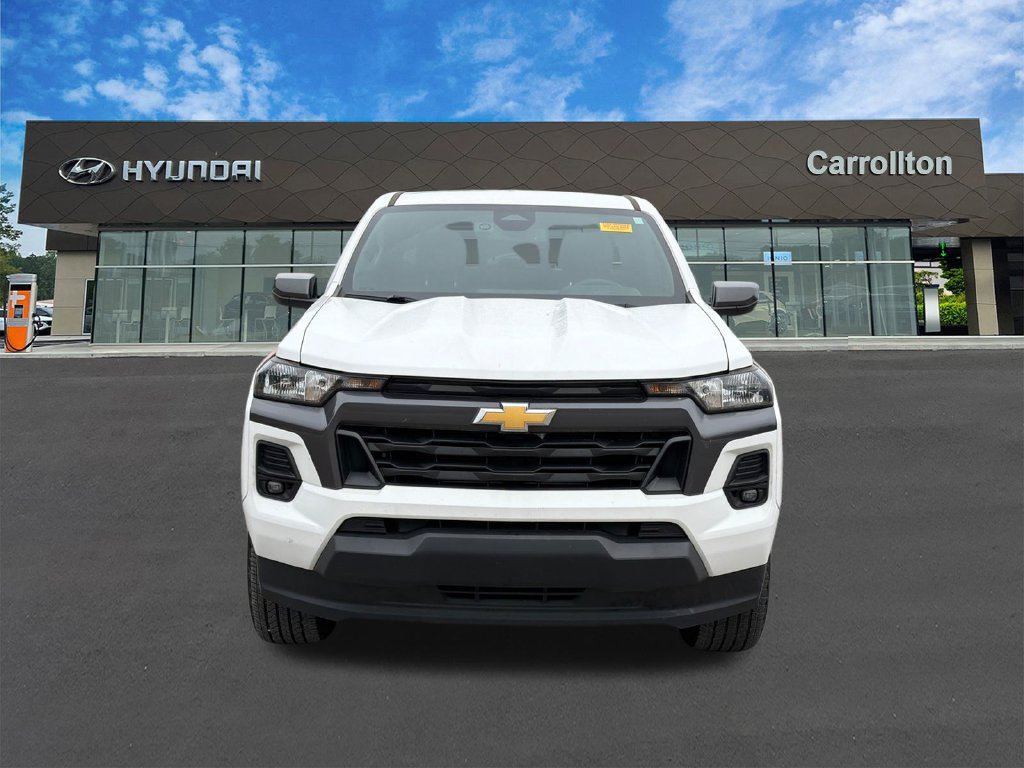 Used 2024 Chevrolet Colorado LT w/ LT Convenience Package II RWD image 2