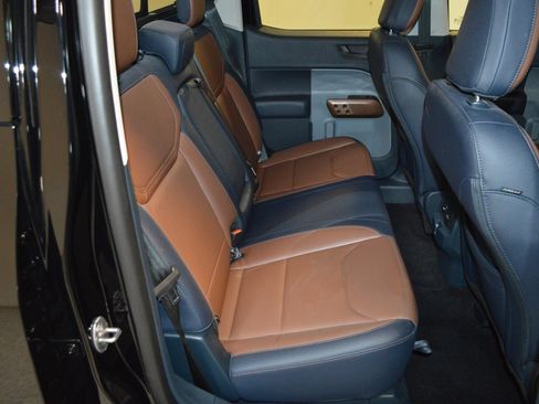 Used 2024 Ford Maverick Lariat image 12