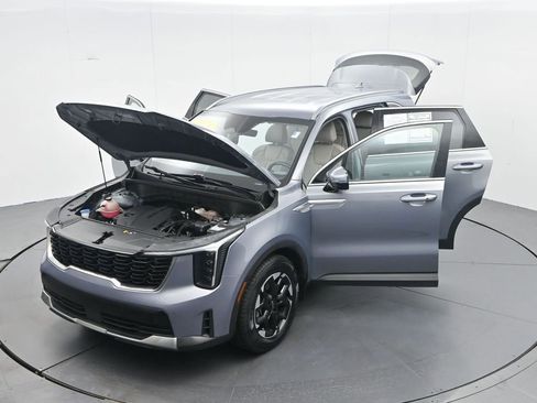 Used 2024 Kia Sorento S FWD image 33