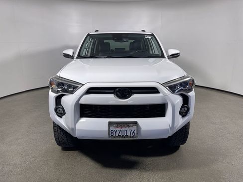 Certified 2022 Toyota 4Runner SR5 Premium w/ Moonroof Package RWD image 8