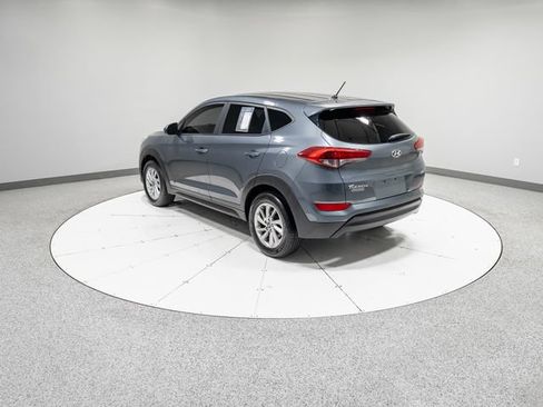 Used 2018 Hyundai Tucson SE AWD/4WD image 30