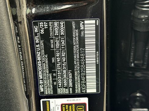 Used 2025 Mercedes-Benz GLE 350 4MATIC image 35