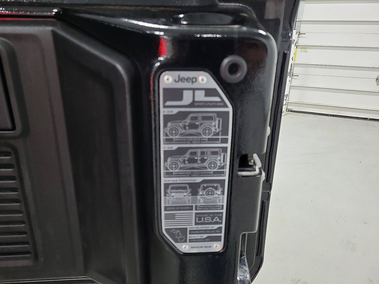 Used 2020 Jeep Wrangler Unlimited Rubicon AWD/4WD image 7