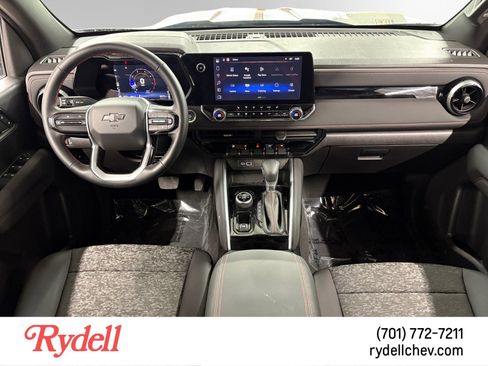 Used 2023 Chevrolet Colorado Z71 w/ Z71 Convenience Package 2 image 12