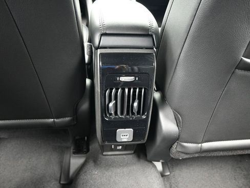 New 2026 Jeep Compass Latitude image 29