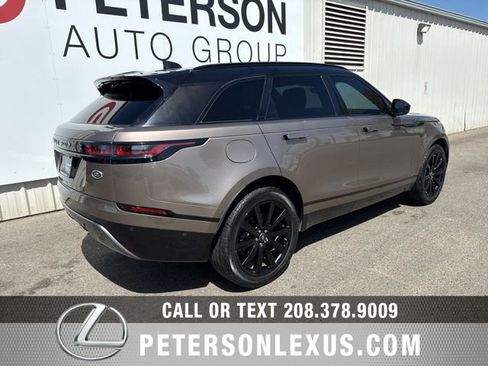 Used 2019 Land Rover Range Rover Velar R-Dynamic SE AWD/4WD image 4