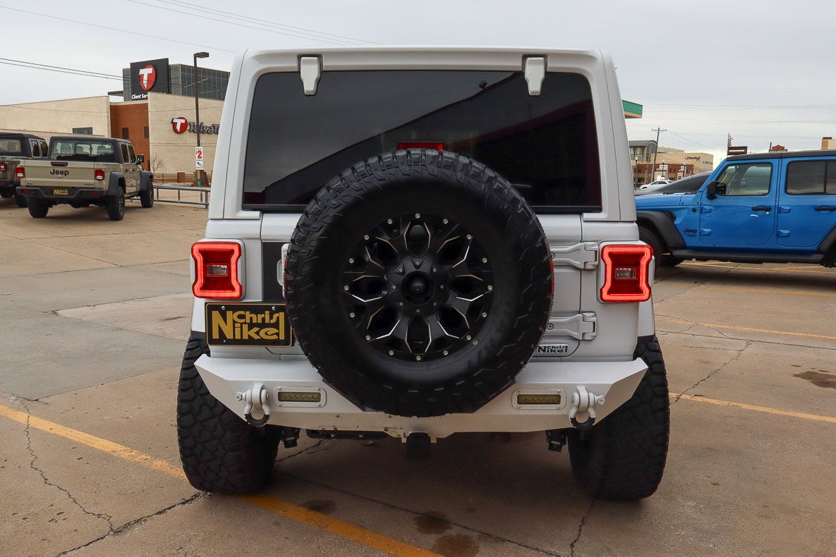 Used 2021 Jeep Wrangler Unlimited Sahara AWD/4WD image 15