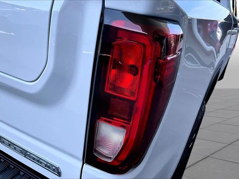 Used 2020 GMC Sierra 1500 Elevation RWD image 29
