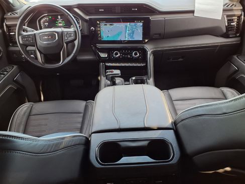 Used 2023 GMC Sierra 1500 AT4X w/ AT4X AEV Edition image 8