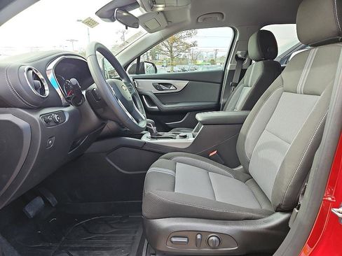 New 2025 Chevrolet Blazer LT image 9