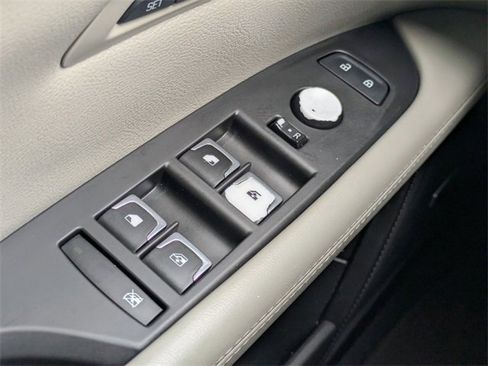 Used 2016 Cadillac CT6 Luxury image 25