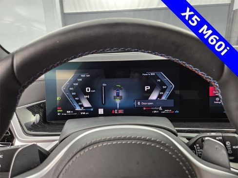 Used 2025 BMW X5 M60i w/ Executive Package image 31