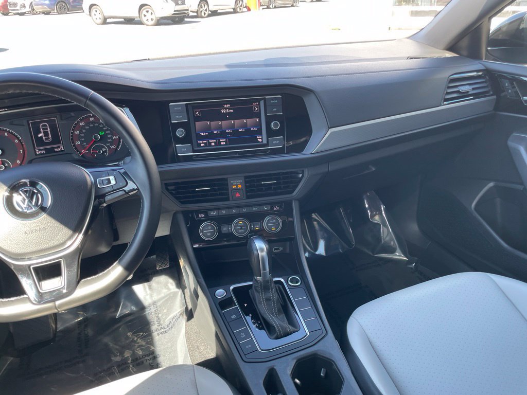 Used 2019 Volkswagen Jetta R-Line w/ R-Line Cold Weather Package FWD image 32