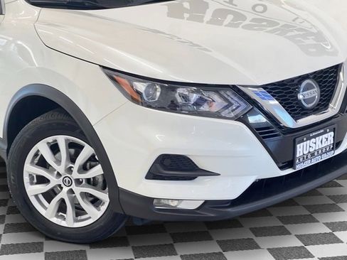 Used 2022 Nissan Rogue Sport SV w/ Technology Package image 32