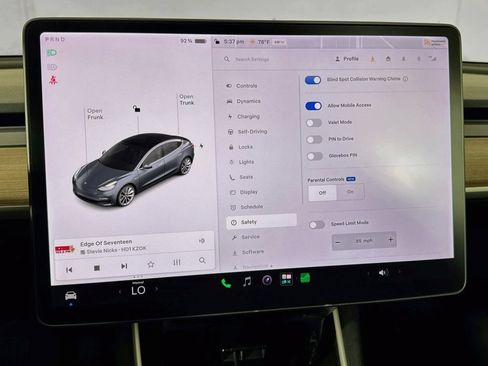 Used 2018 Tesla Model 3 Mid Range RWD image 34