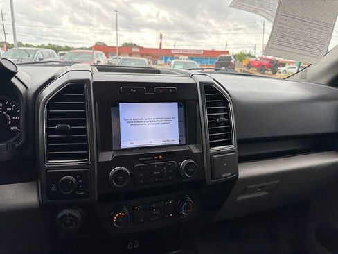 Used 2019 Ford F150 XLT w/ Equipment Group 302A Luxury AWD/4WD image 16