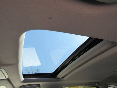 Used 2021 Honda CR-V EX-L image 16