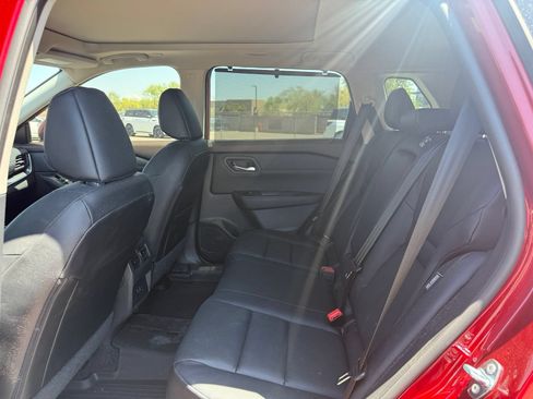 Certified 2023 Nissan Rogue SV w/ SV Premium B Package FWD image 10