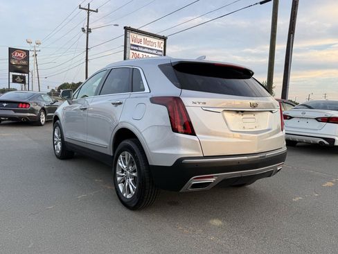 Used 2020 Cadillac XT5 Premium Luxury FWD image 4