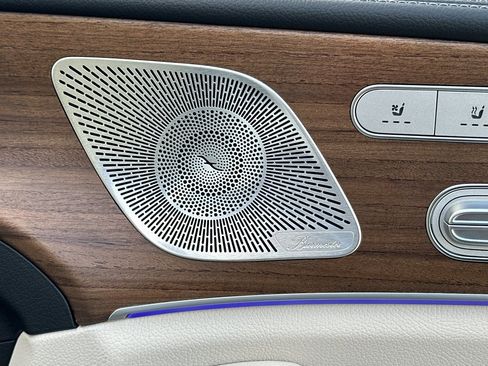 New 2025 Mercedes-Benz GLS 580 4MATIC image 4