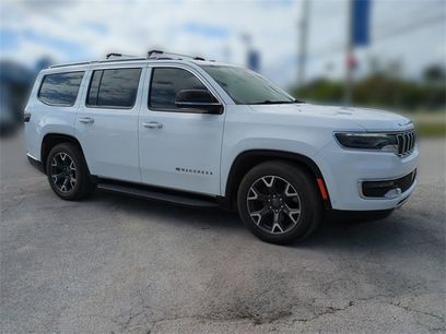 Used 2023 Jeep Wagoneer Series III w/ Preferred Equipment Group