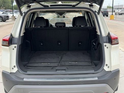 Used 2022 Nissan Rogue SV w/ SV Premium Package AWD/4WD image 28