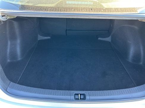Used 2024 Toyota Corolla LE FWD image 11