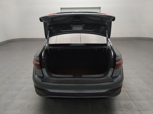 Used 2022 Volkswagen Jetta SE FWD image 29