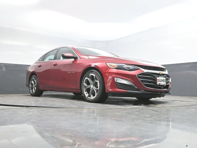 Used 2022 Chevrolet Malibu LT FWD image 44