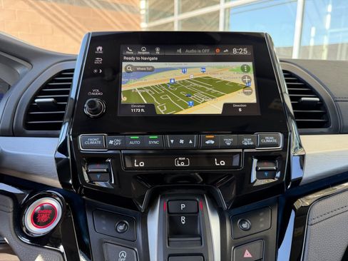 Used 2024 Honda Odyssey Touring image 20