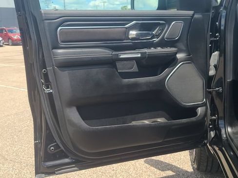 Used 2023 RAM 1500 Laramie AWD/4WD image 11