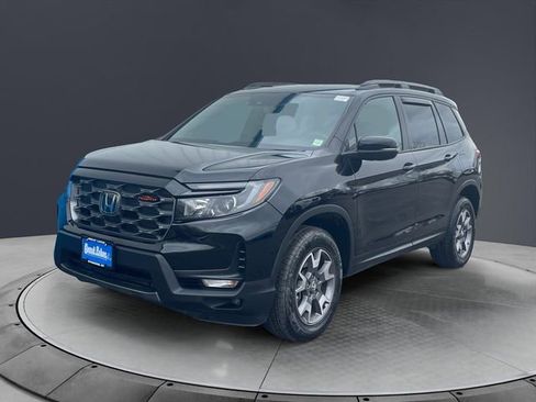 Certified 2023 Honda Passport TrailSport image 7