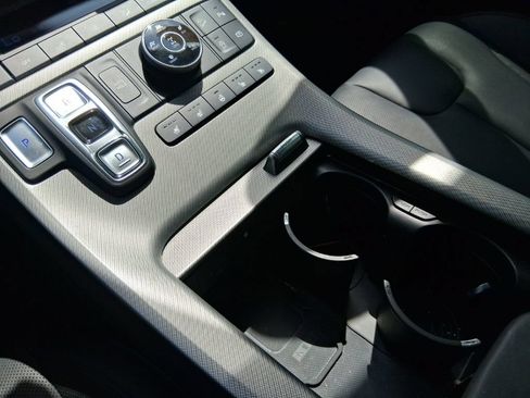 Used 2024 Hyundai Palisade SEL AWD/4WD image 25