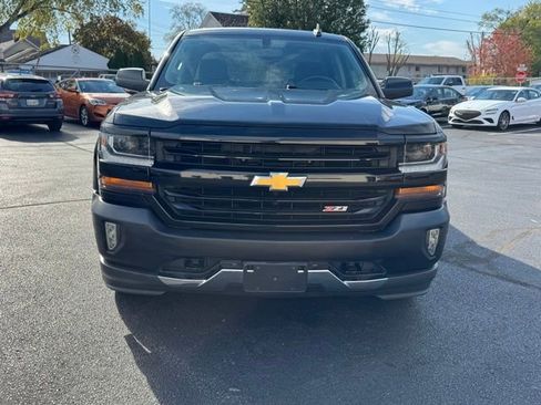 Used 2018 Chevrolet Silverado 1500 LT w/ All Star Edition image 2