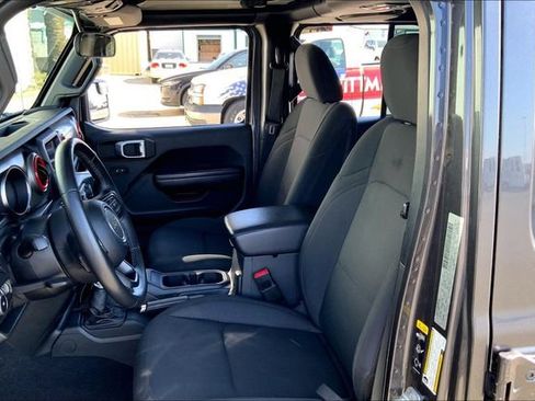 Used 2020 Jeep Wrangler Unlimited Sport AWD/4WD image 23