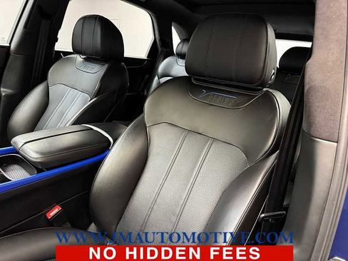 Used 2020 Bentley Bentayga Design Series image 14