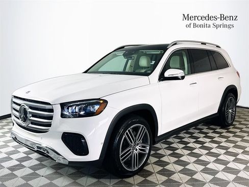 Certified 2024 Mercedes-Benz GLS 450 4MATIC image 3