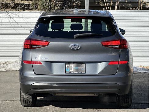 Used 2019 Hyundai Tucson SE image 11