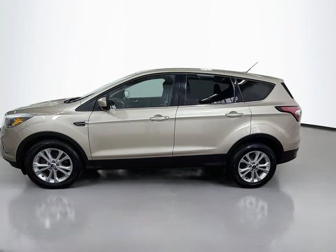 Used 2017 Ford Escape SE w/ SE Cold Weather Package FWD image 6