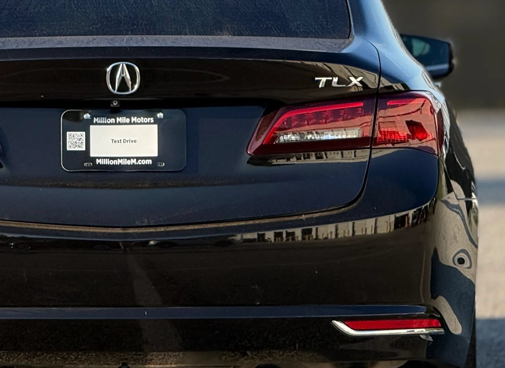 Used 2016 Acura TLX w/ Technology Package FWD image 14